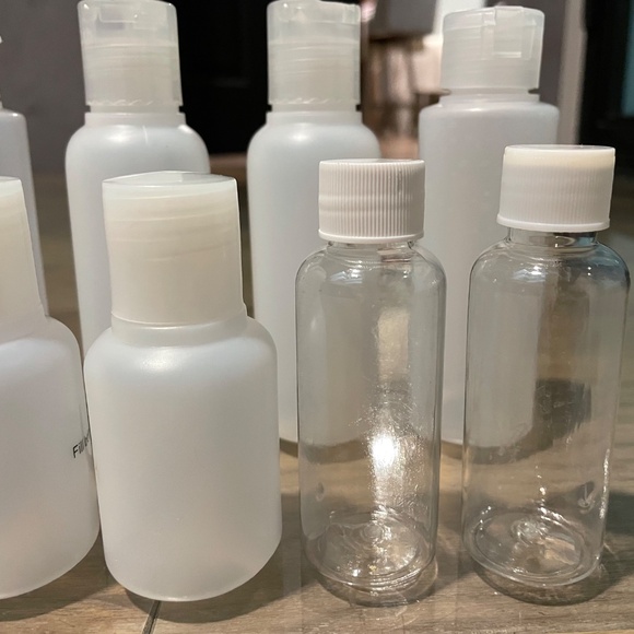 New 11-Piece Mixed Set Travel Toiletry Bottles - Picture 6 of 9